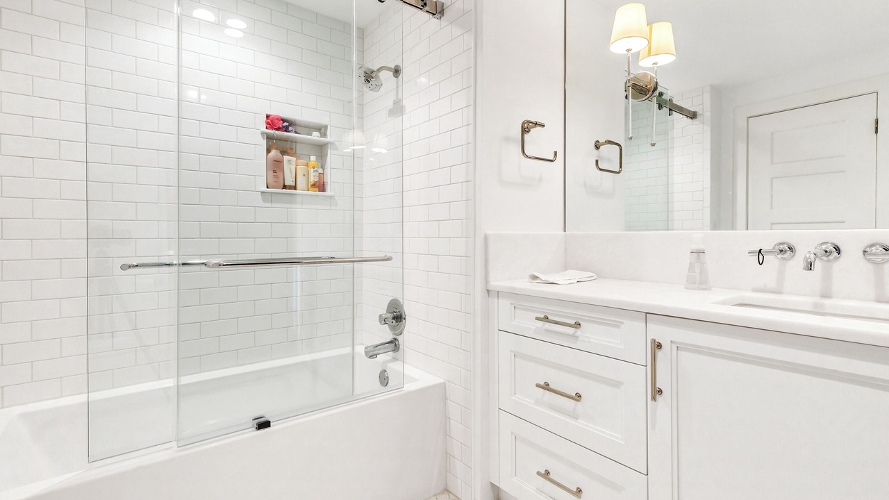 Photo of Bathroom in Seaside