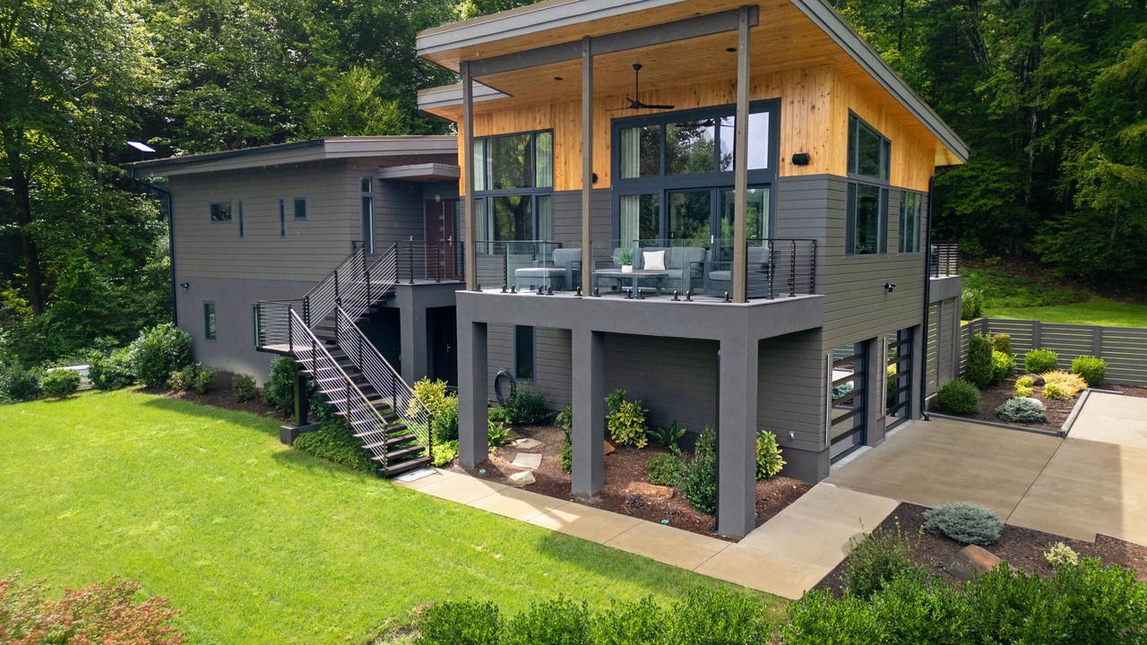 Photo of Outdoor in Balsam Grove