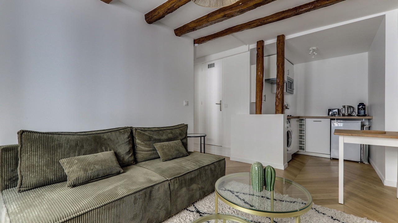 Photo of Livingroom in Strasbourg -Saint-Denis