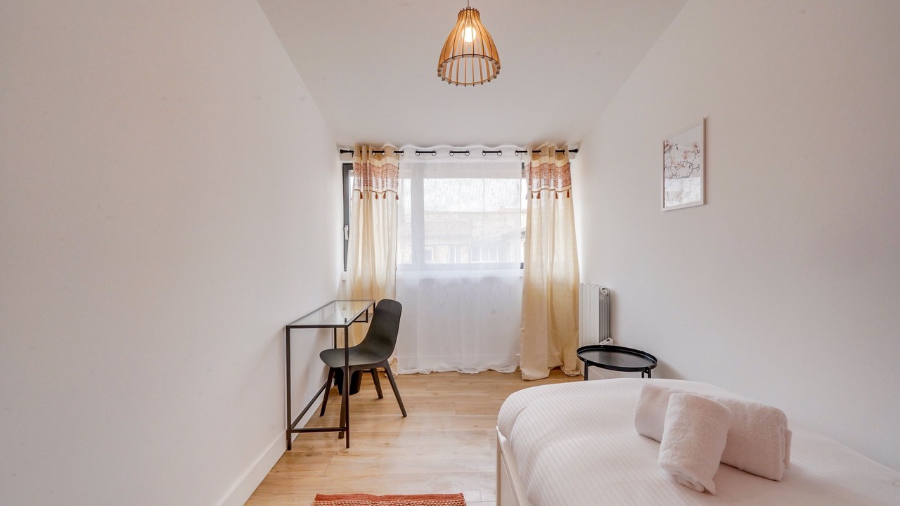Photo of Bedroom in Saint-Bruno - Saint-Victor
