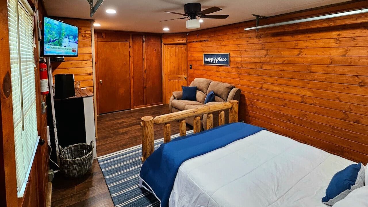 Photo of Bedroom in Lampe