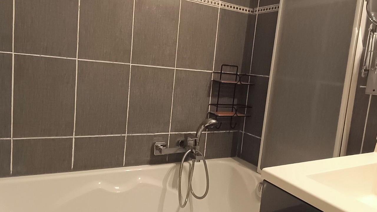 Photo of Bathroom in Liberation