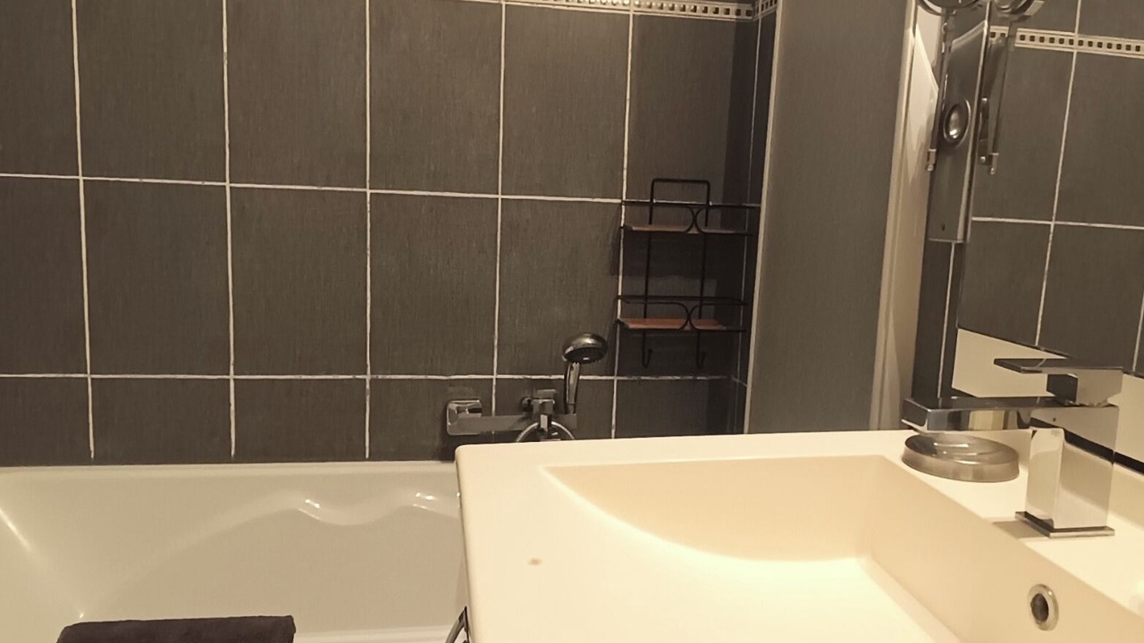 Photo of Bathroom in Liberation