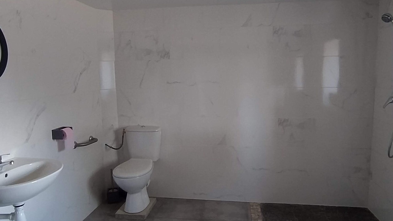 Photo of Bathroom in Chemire-en-Charnie