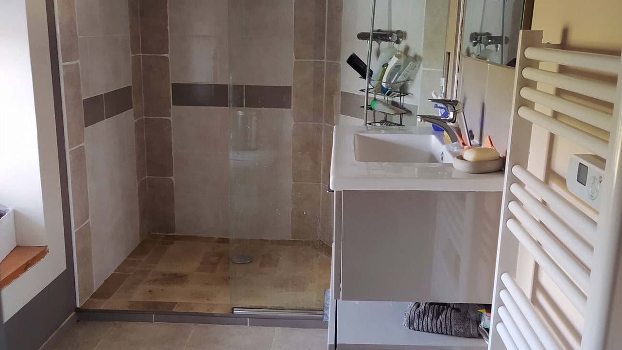 Photo of Bathroom in Chemire-en-Charnie