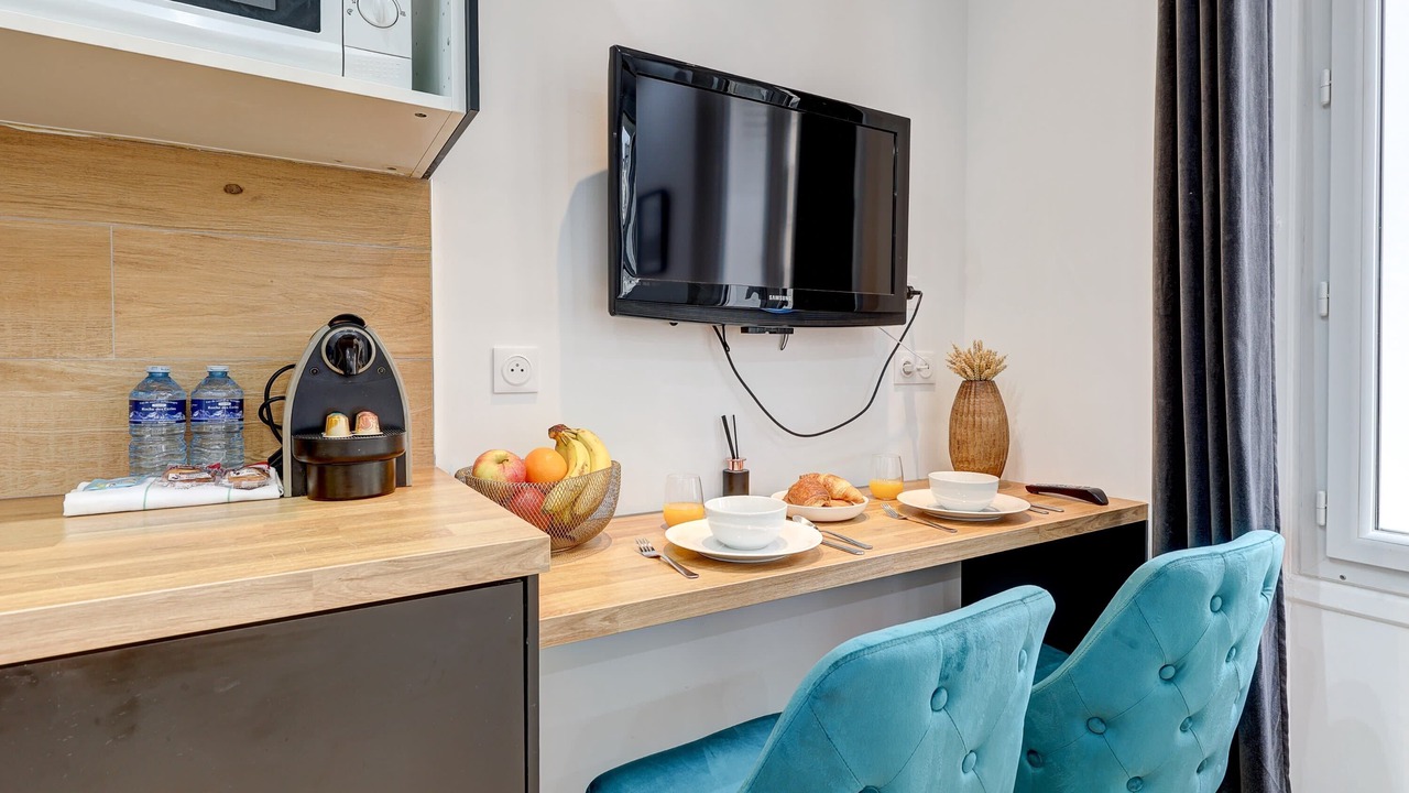 Photo of Others in Champs-Elysees