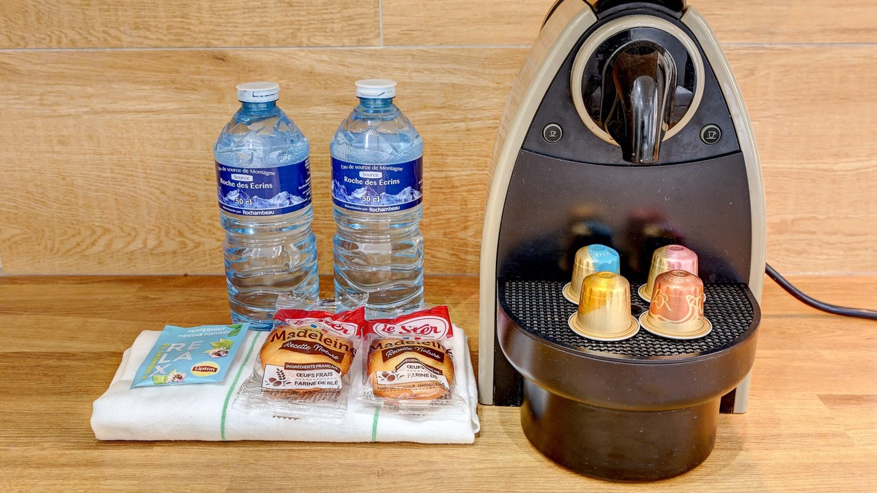 Photo of Others in Champs-Elysees