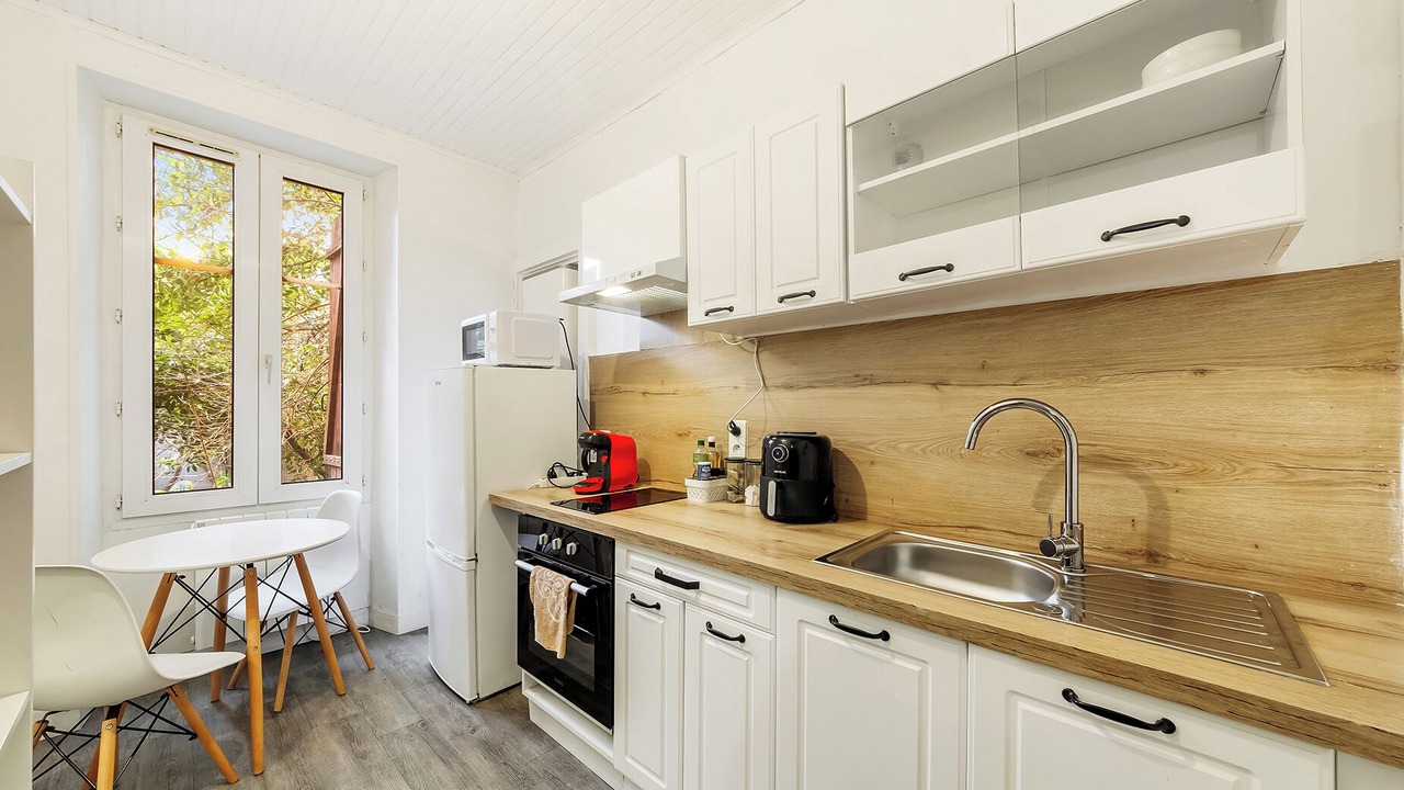 Photo of Kitchen in Saint-Helier