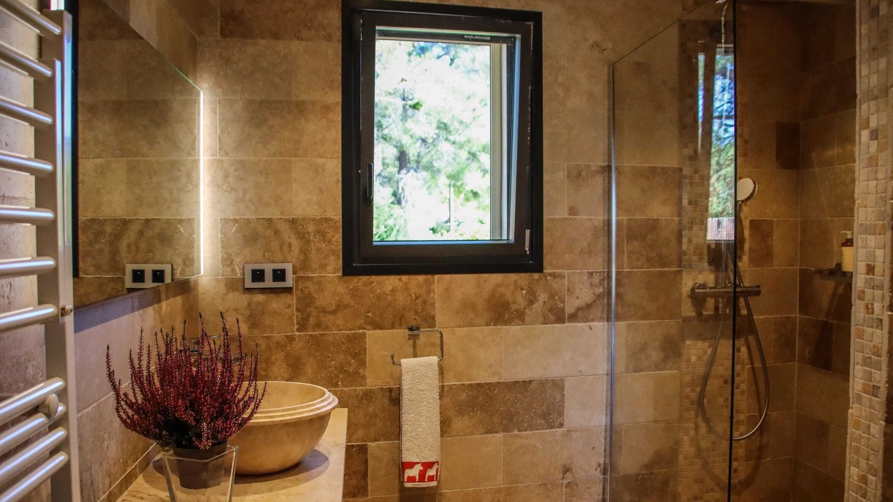 Photo of Bathroom in Le Beausset