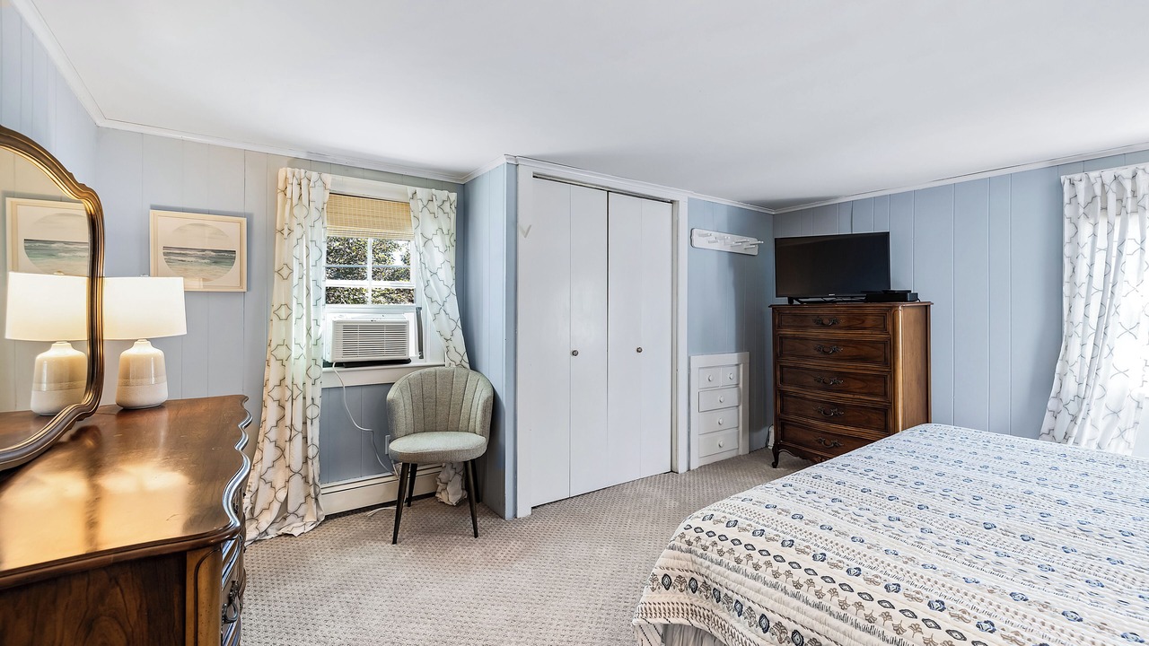 Photo of Bedroom in Harwich Port