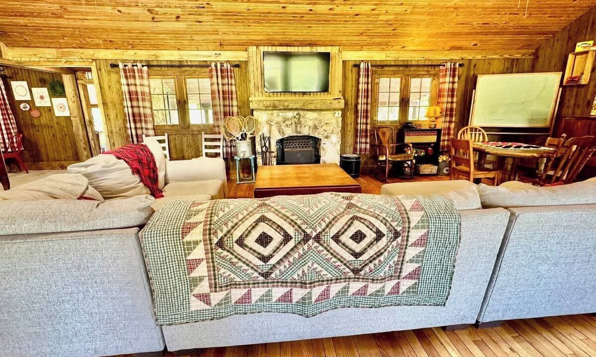 Photo of Livingroom in Tahlequah