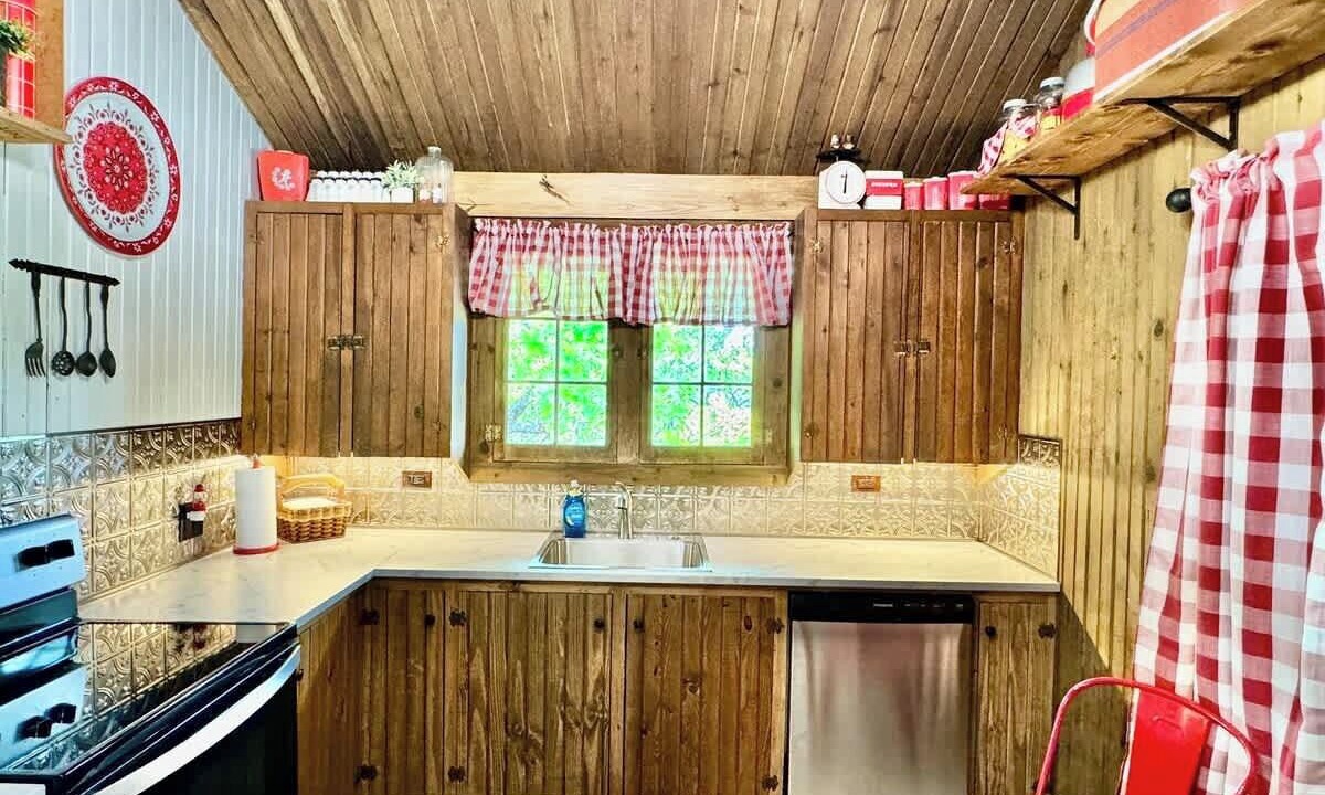 Photo of Kitchen in Tahlequah
