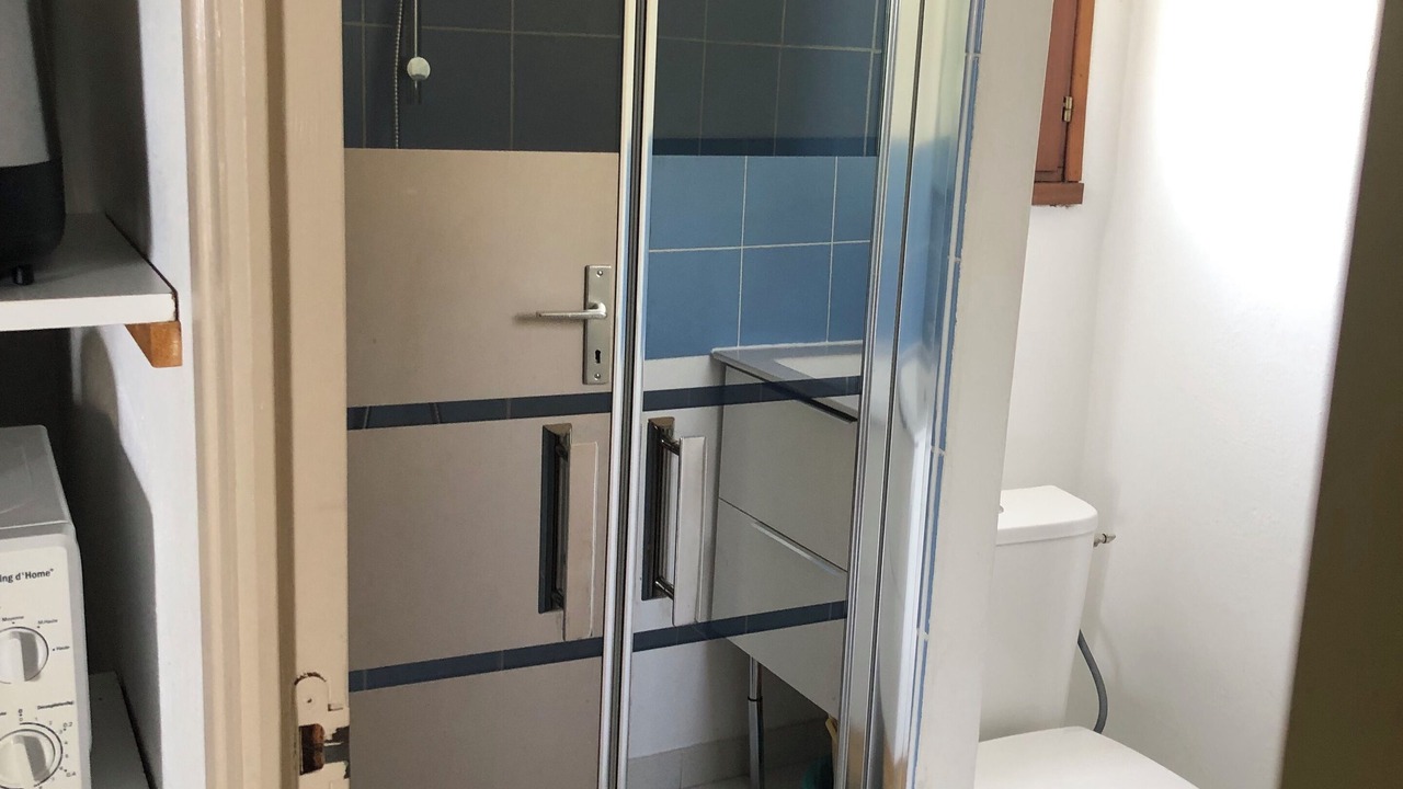 Photo of Bathroom in Saint-Martin-d'Ardeche