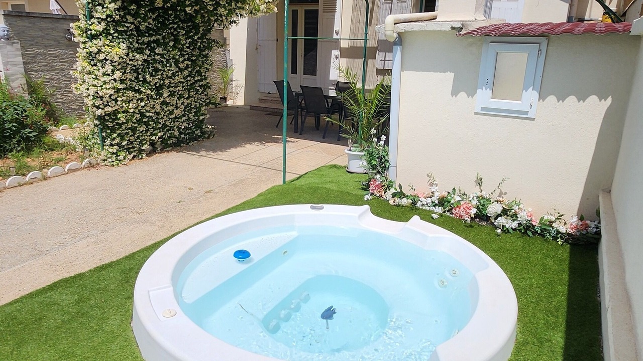 Photo of Outdoor in Sorgues