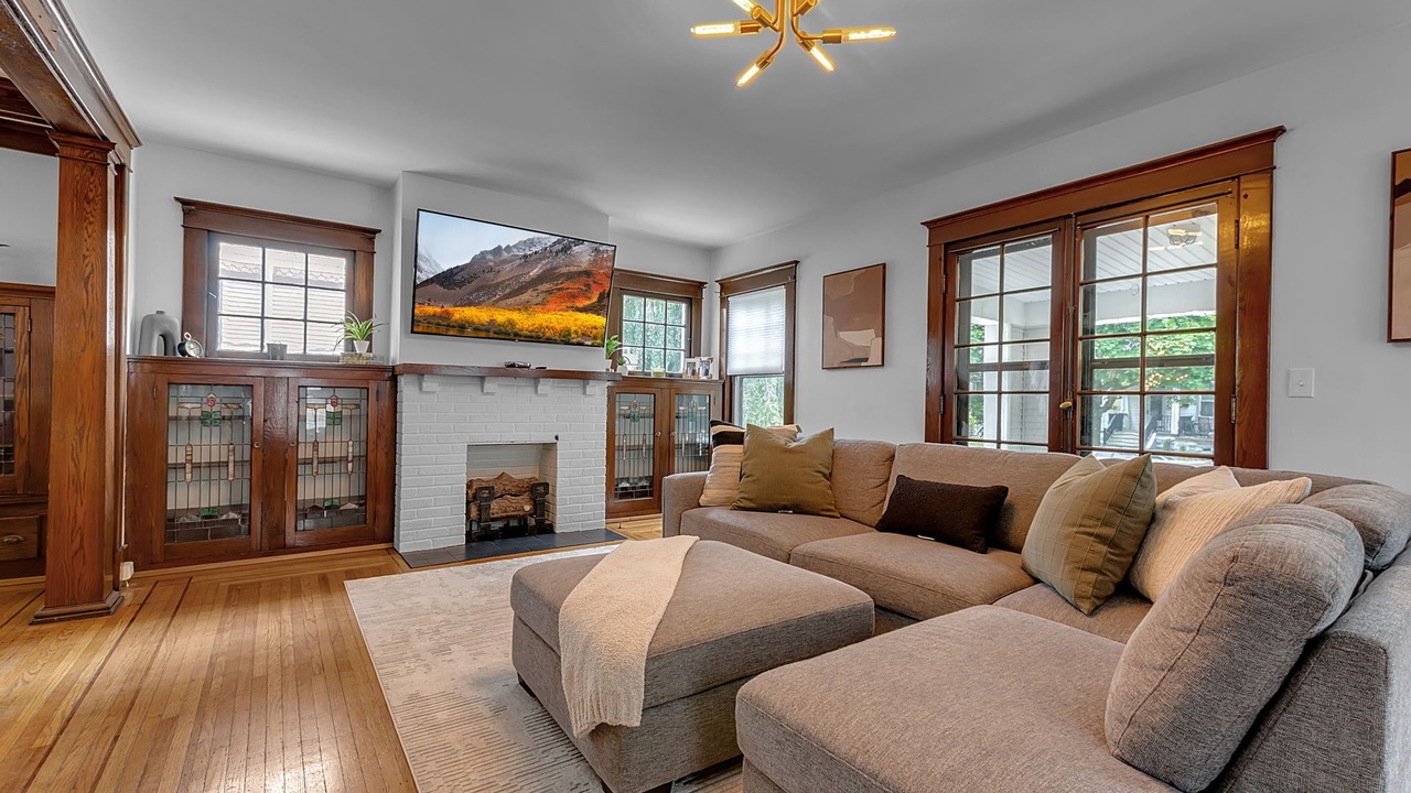 Photo of Livingroom in Bryant