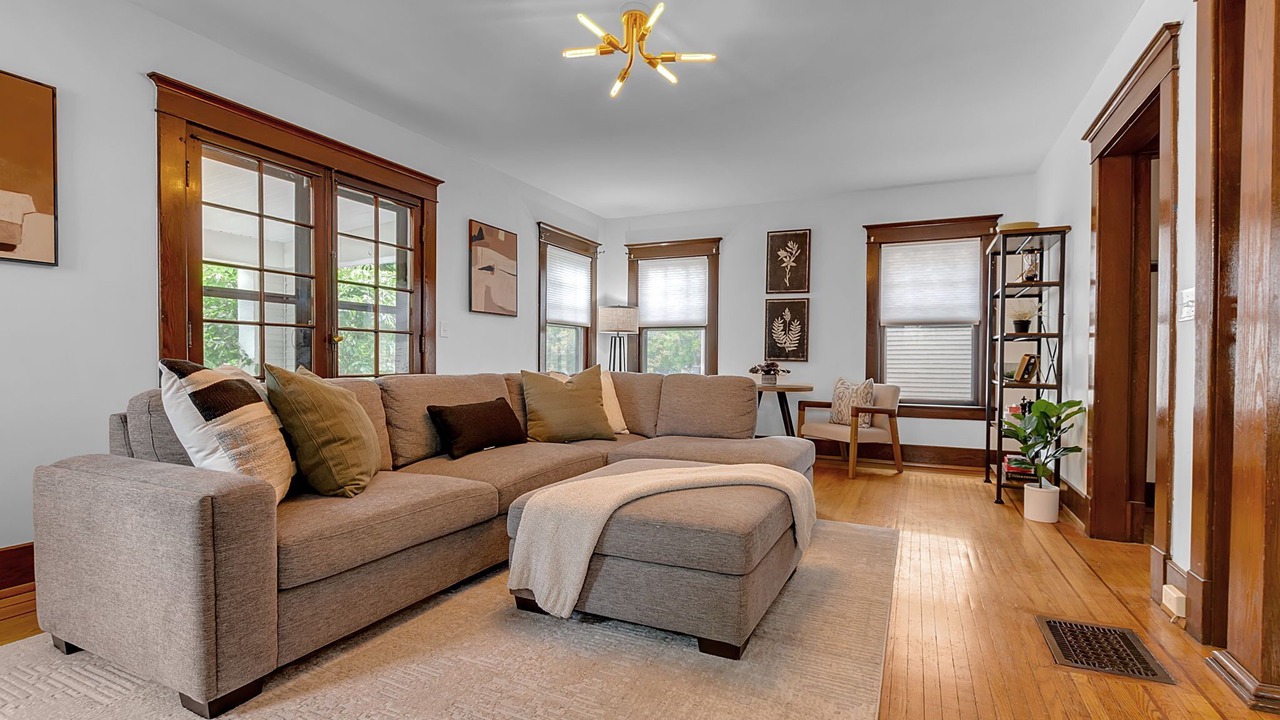 Photo of Livingroom in Bryant