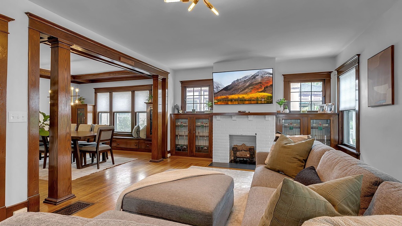 Photo of Livingroom in Bryant