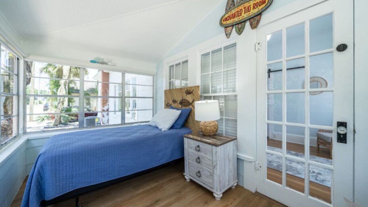 Photo of Bedroom in Historic District