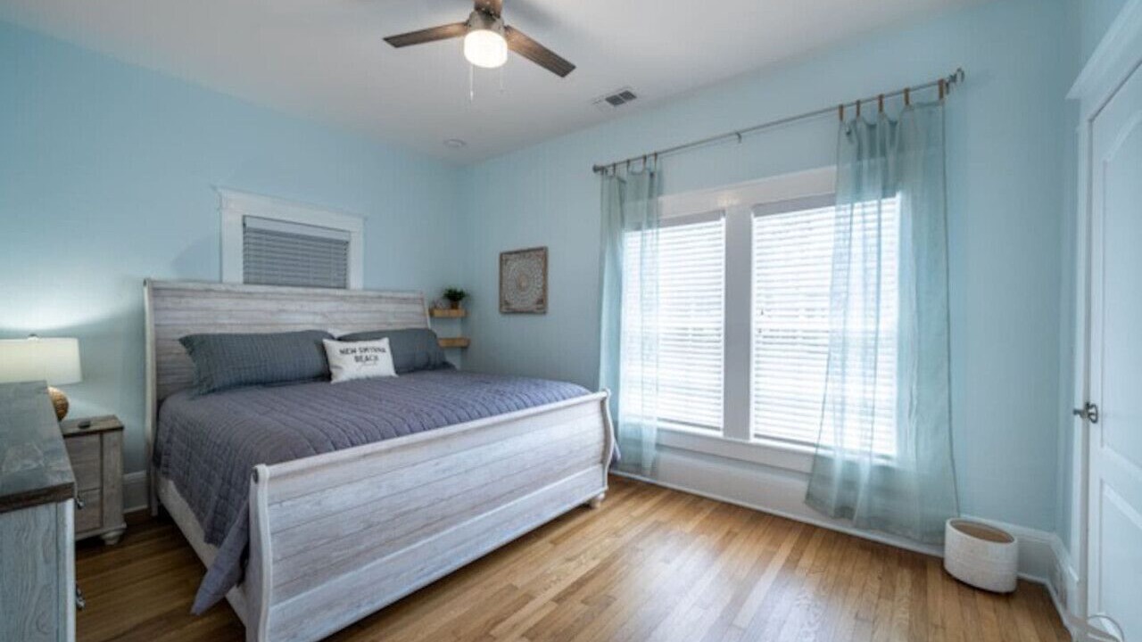 Photo of Bedroom in Historic District
