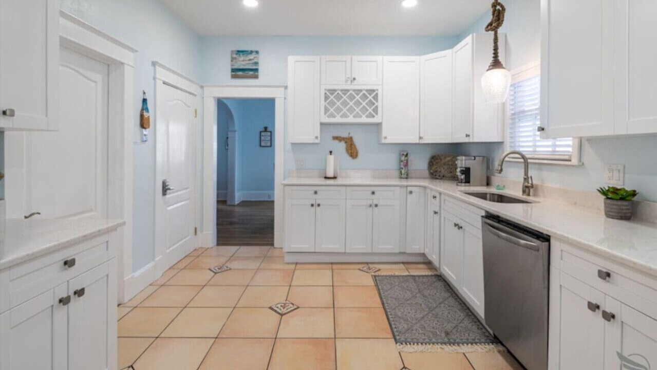 Photo of Kitchen in Historic District