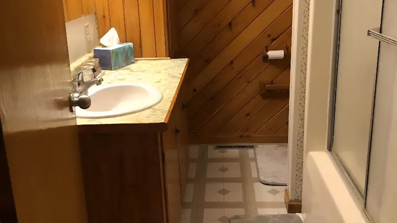 Photo of Bathroom in Amherst Junction