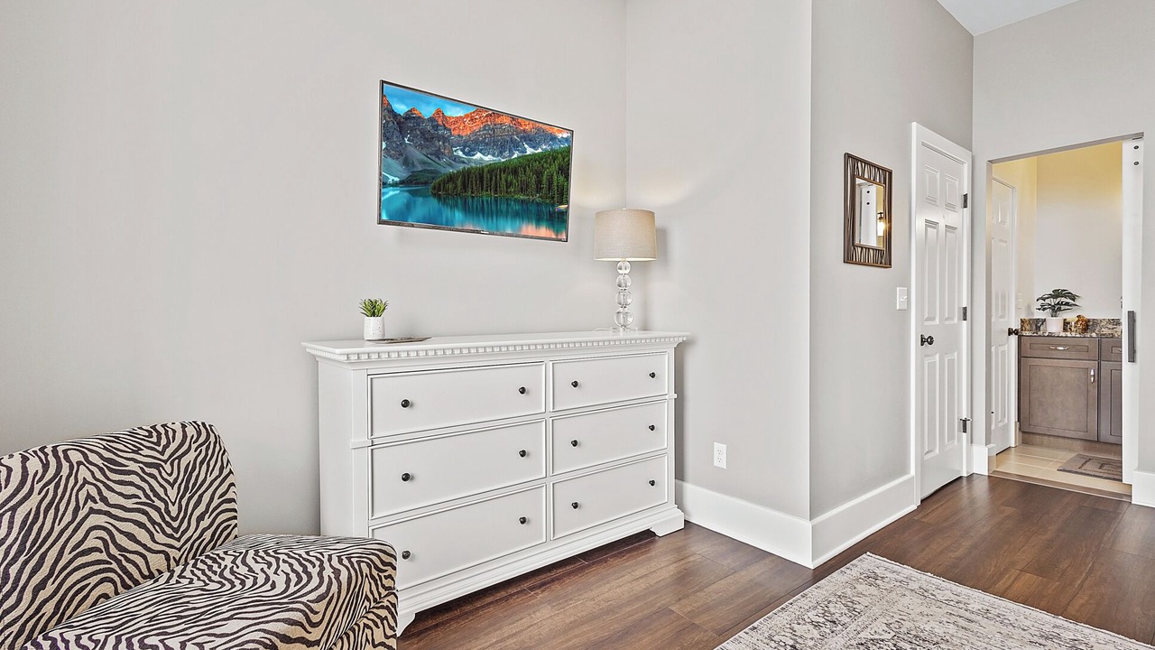 Photo of Others in Akron