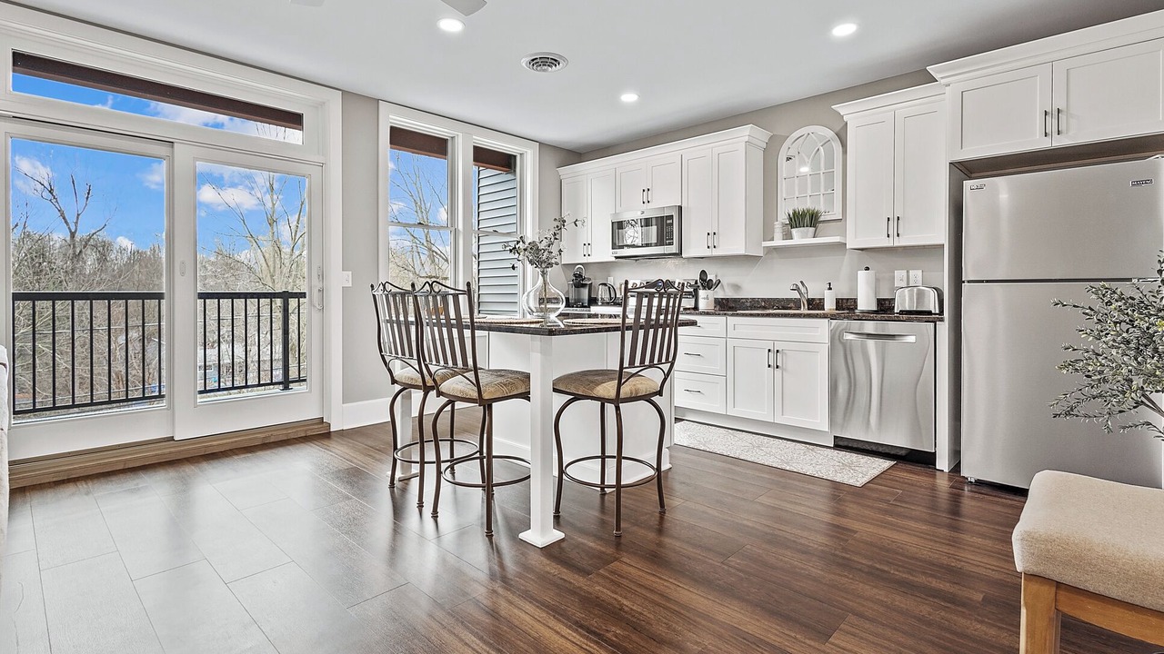 Photo of Others in Akron