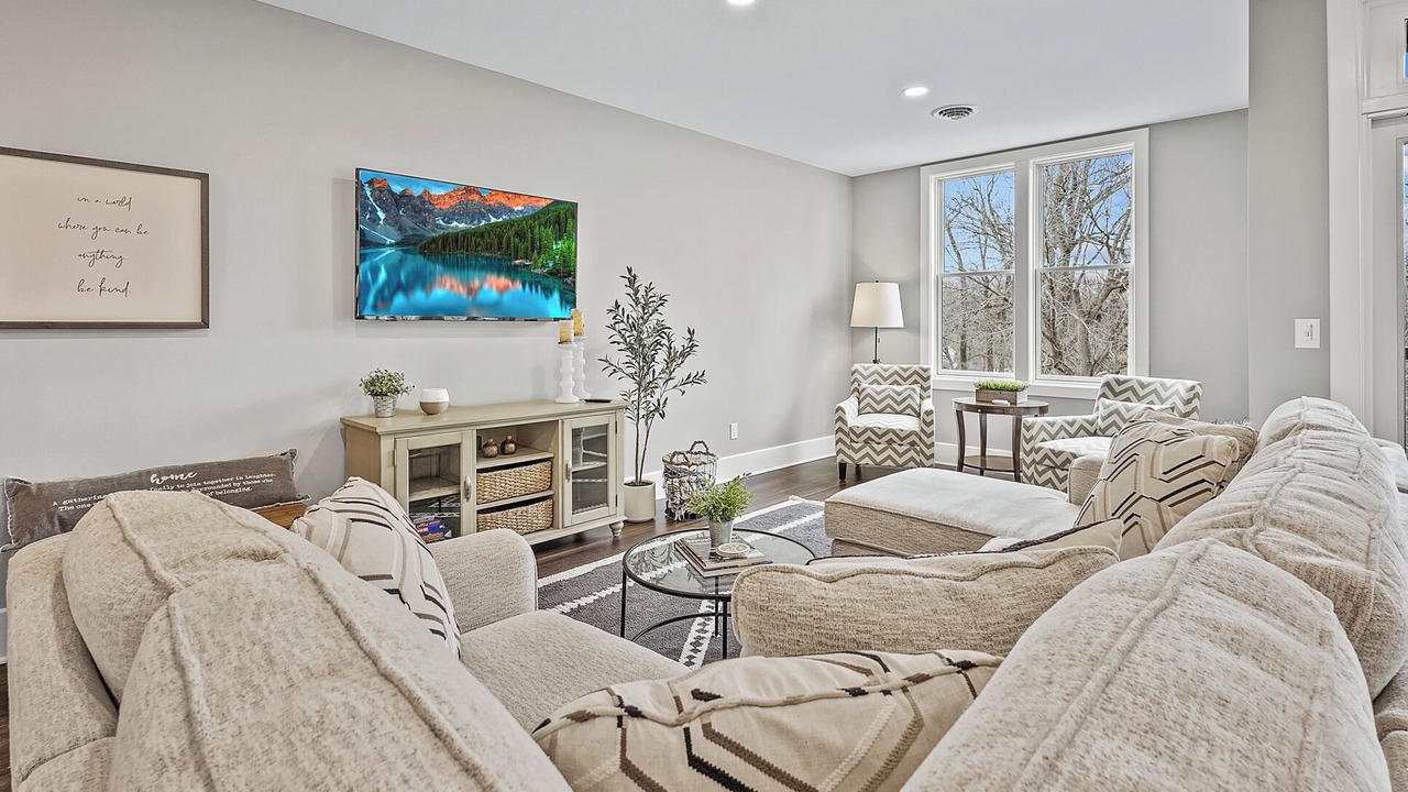 Photo of Others in Akron