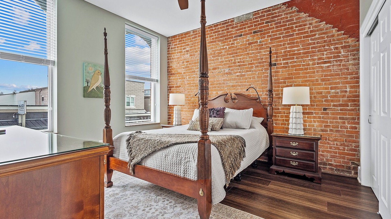 Photo of Others in Akron