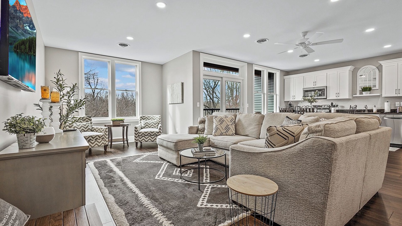 Photo of Others in Akron