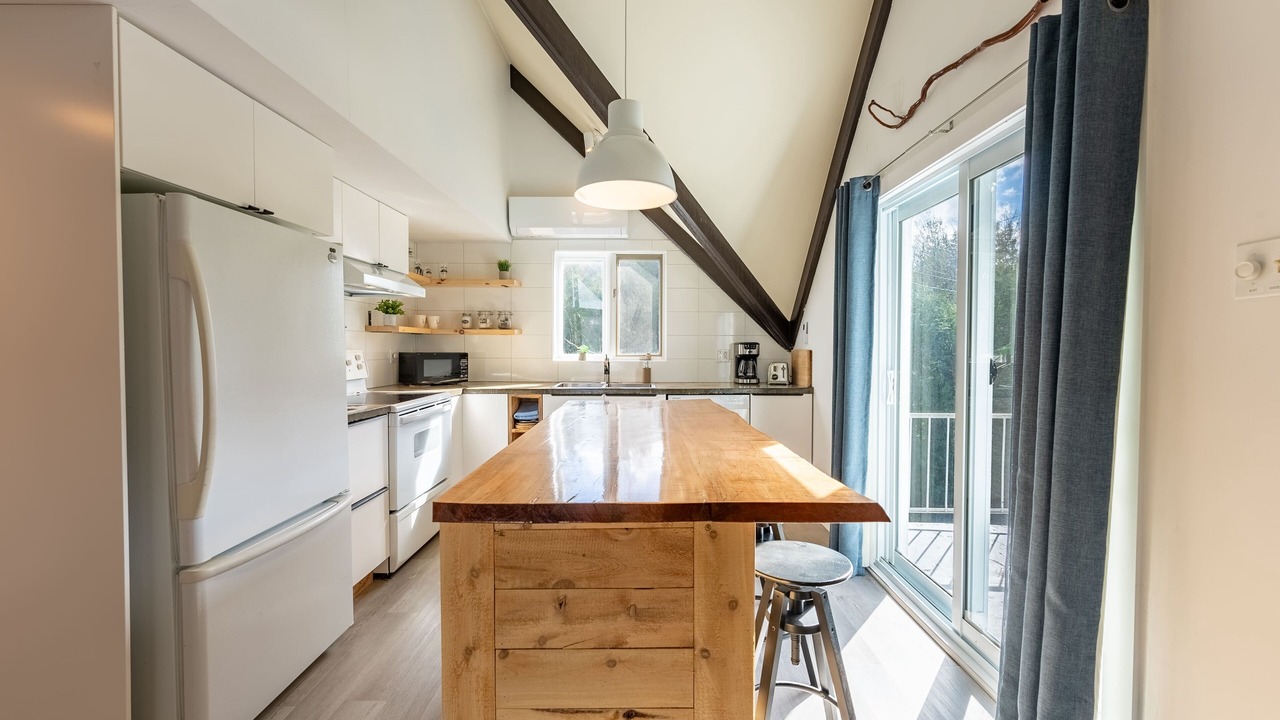 Photo of Kitchen in St-Adolphe-d'Howard