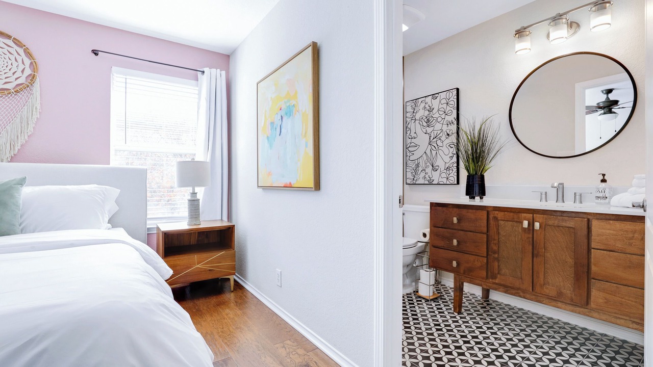 Photo of Bedroom in North San Antonio - SAT