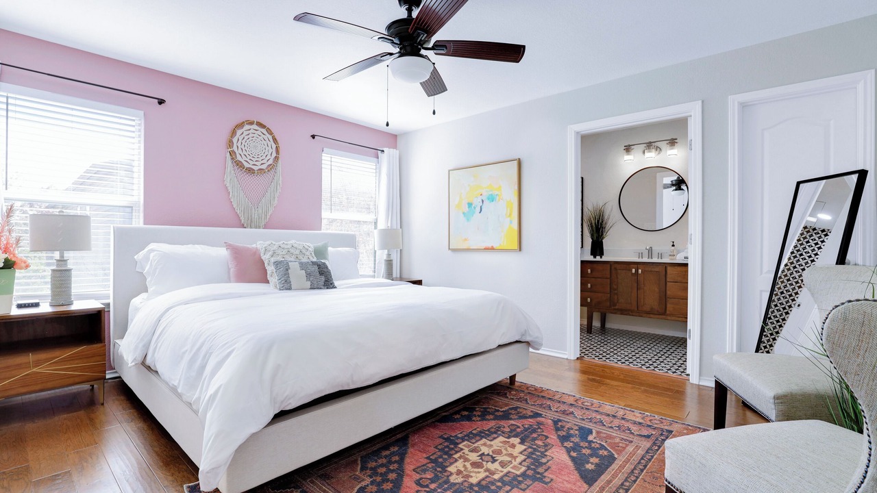 Photo of Bedroom in North San Antonio - SAT
