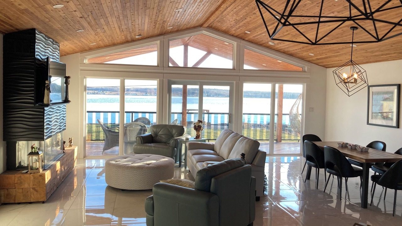 Photo of Livingroom in Sainte-Anne-de-Kent
