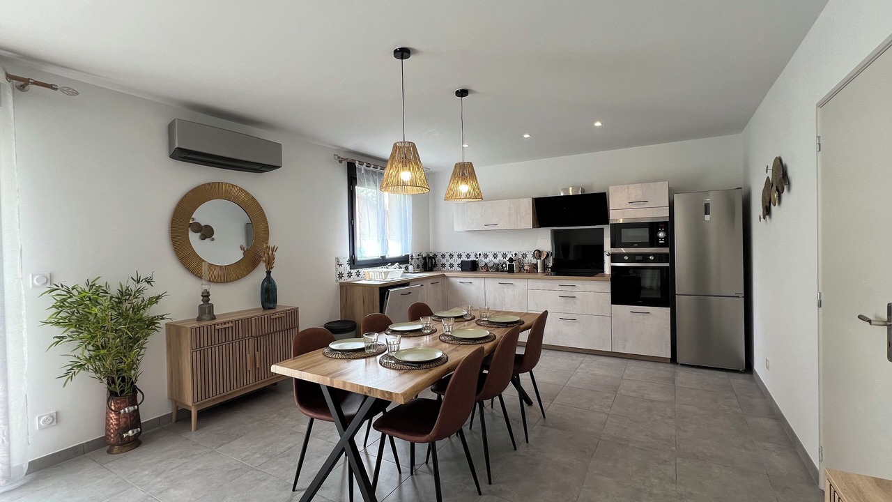 Photo of Others in Vezeronce-Curtin