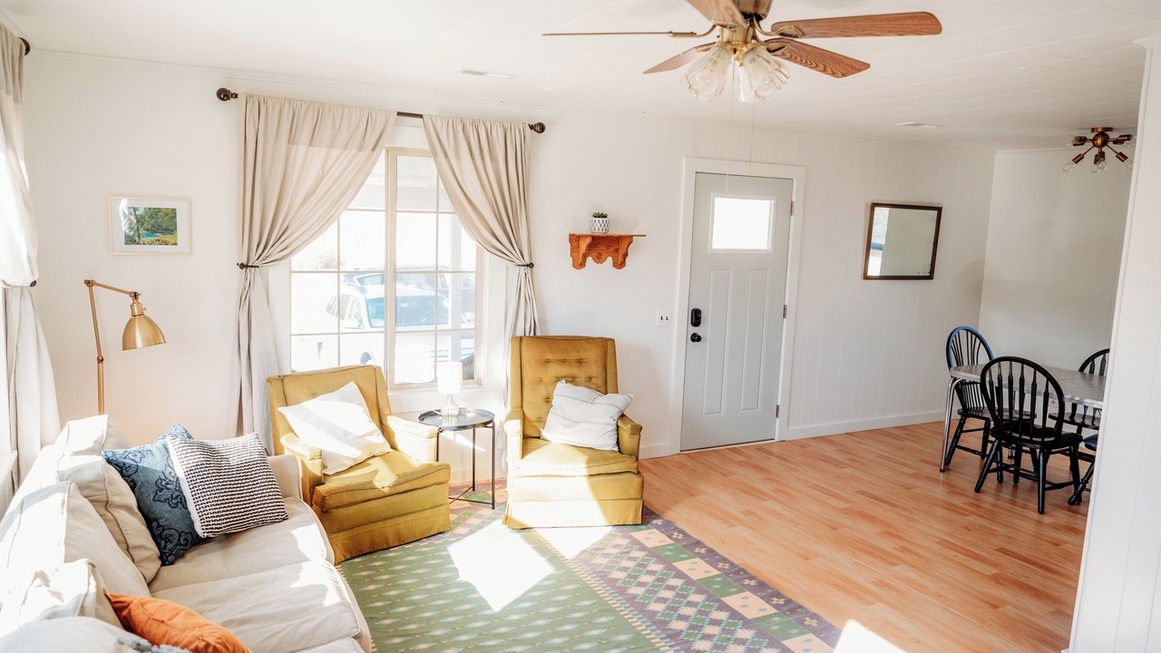 Photo of Livingroom in Myrtle
