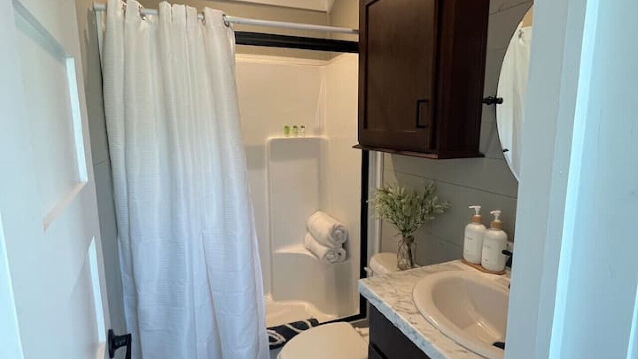 Photo of Bathroom in Knox County