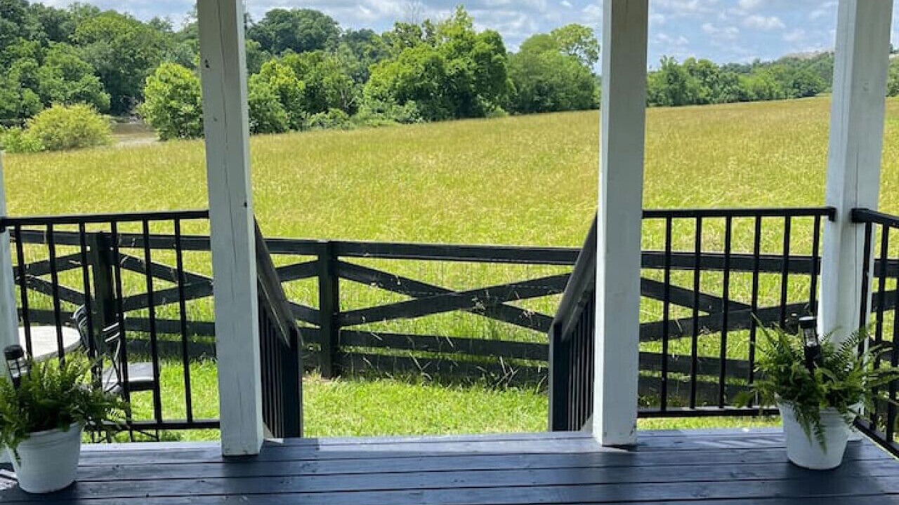 Photo of Patio Balcony in Knox County