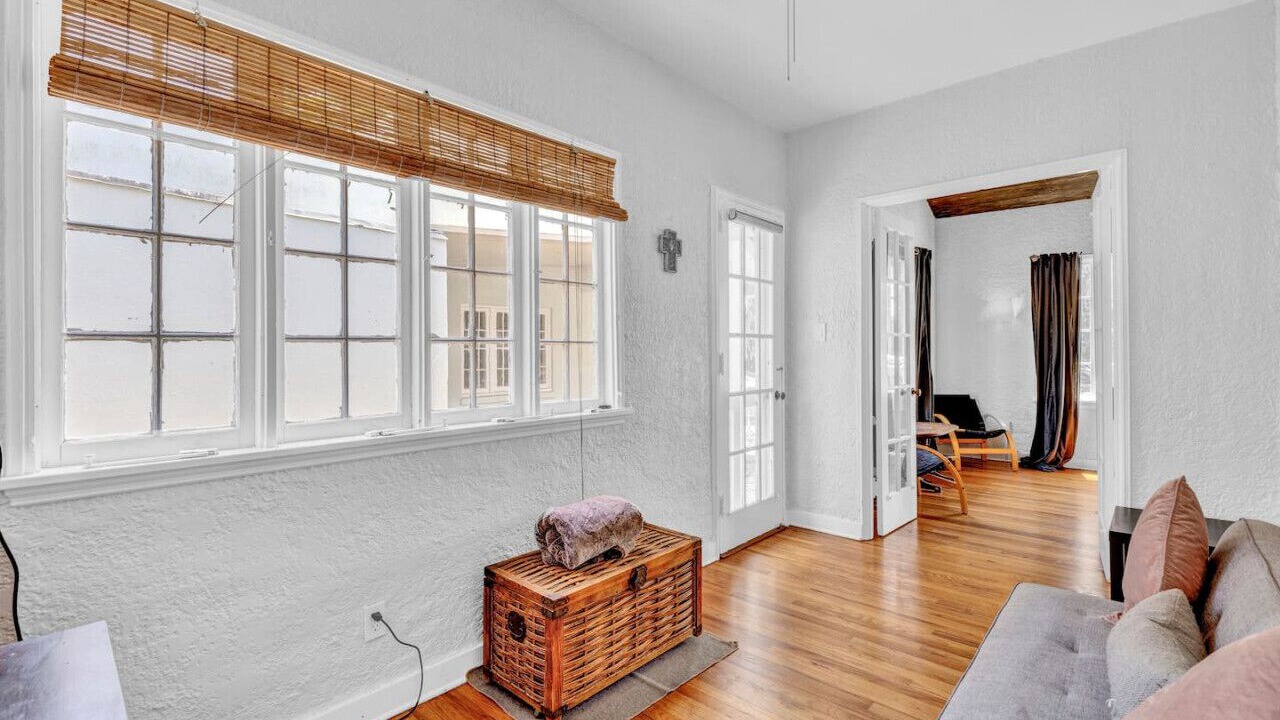 Photo of Livingroom in Kingston