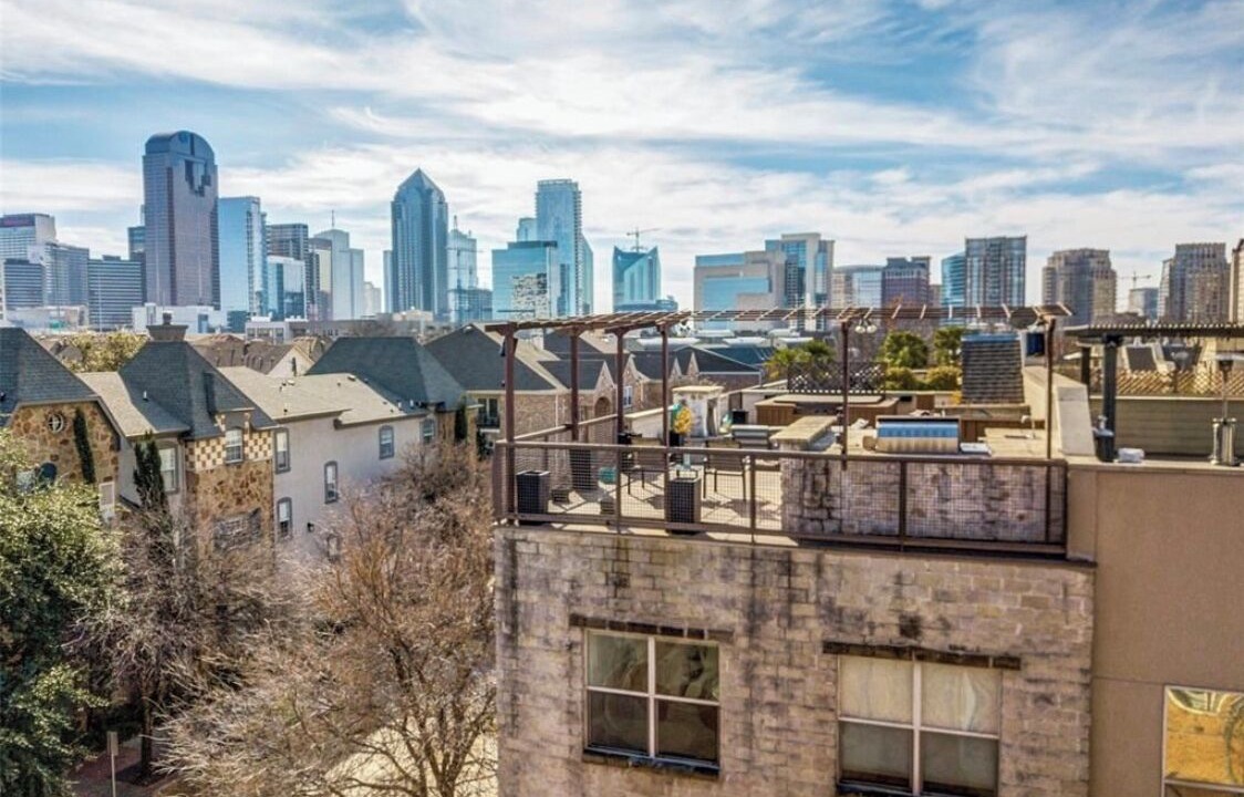 Photo of Others in Uptown