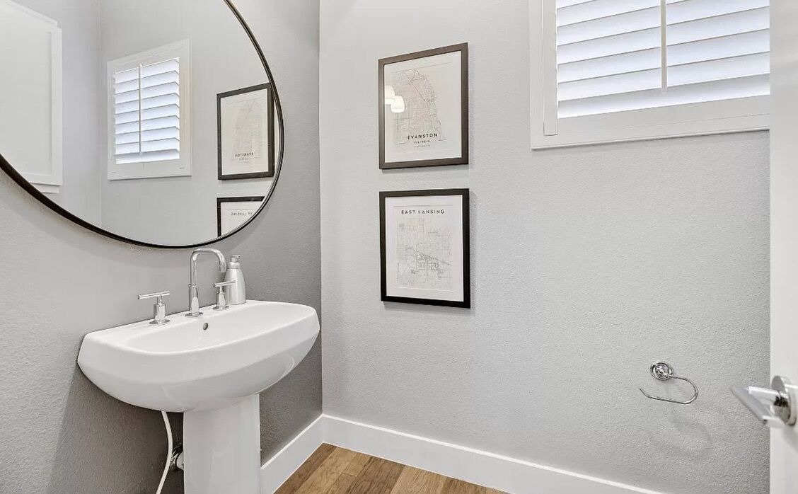 Photo of Bathroom in Uptown