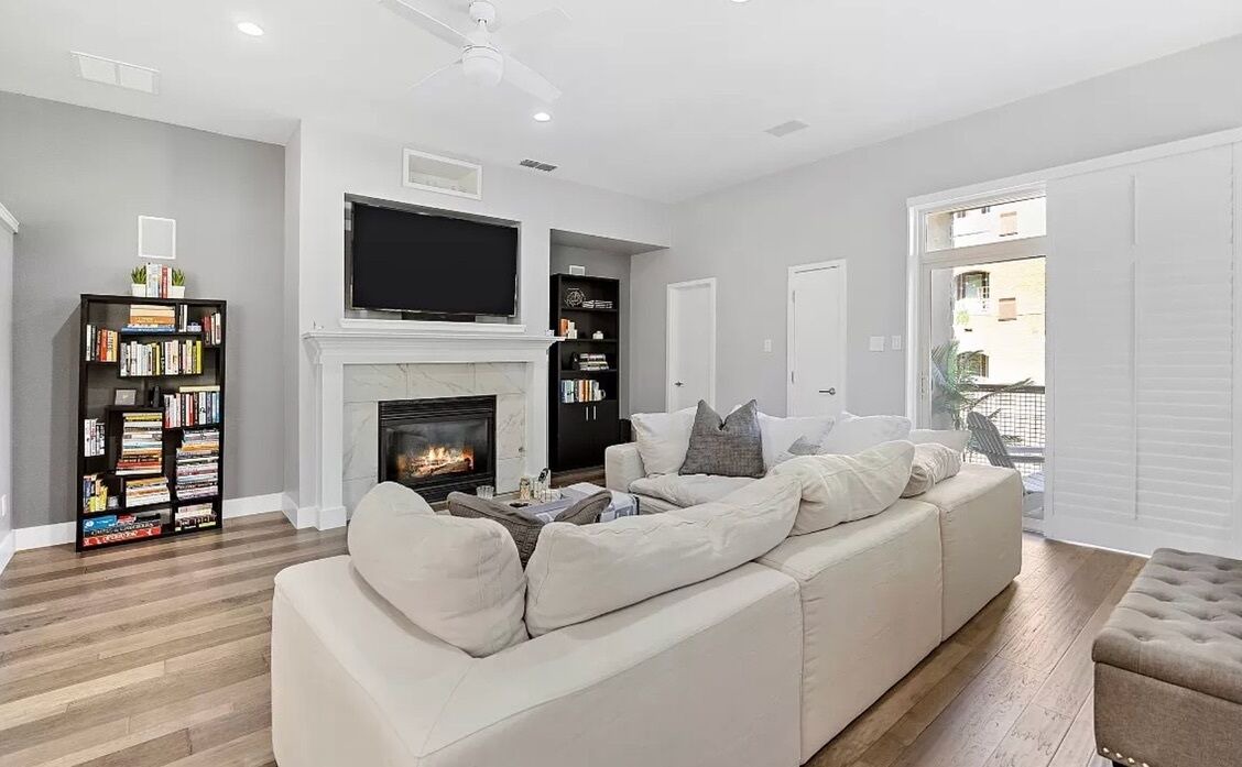 Photo of Livingroom in Uptown