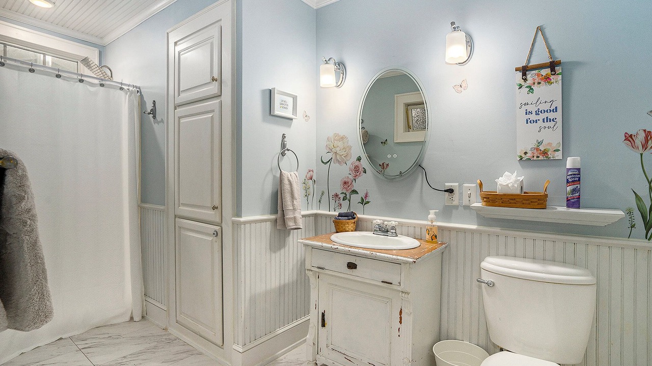 Photo of Bathroom in Morgan