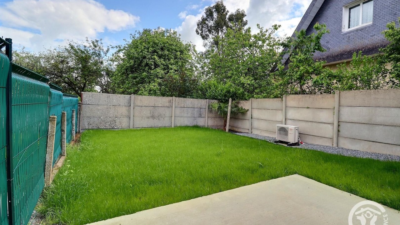 Photo of Outdoor in Liffre