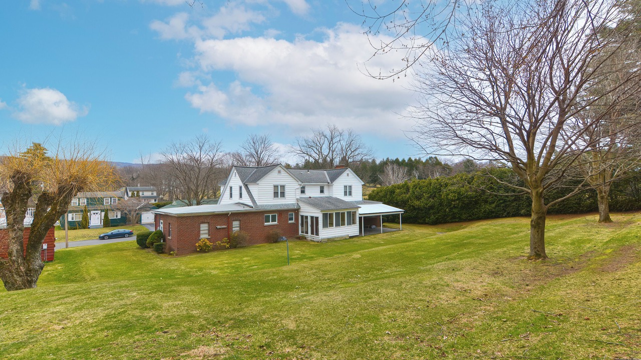 Photo of Outdoor in Adams