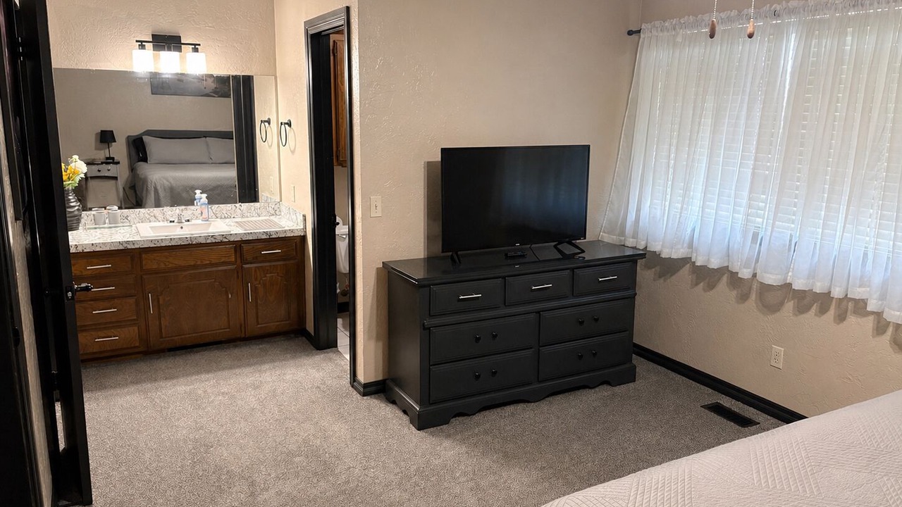 Photo of Bedroom in Weatherford