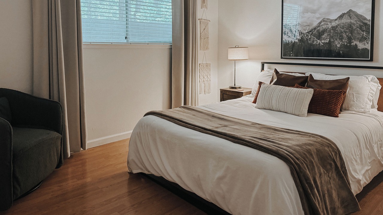 Photo of Bedroom in Pollock Pines