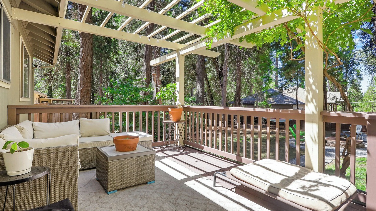 Photo of Patio Balcony in Pollock Pines