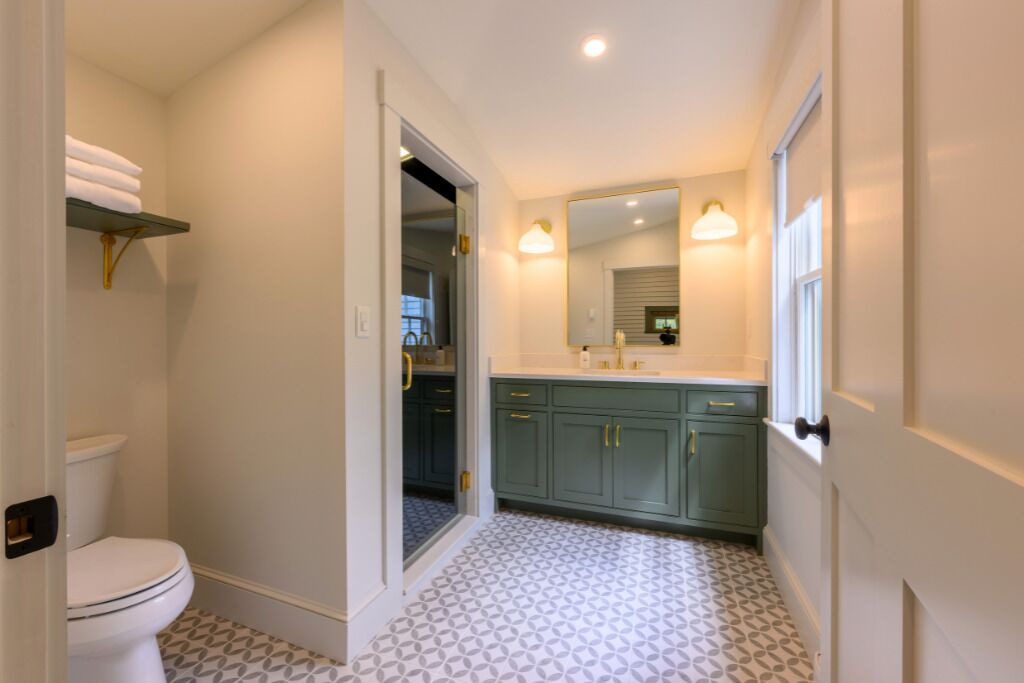 Photo of Bathroom in Hebron