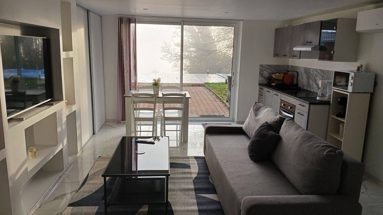 Photo of Livingroom in Rumilly